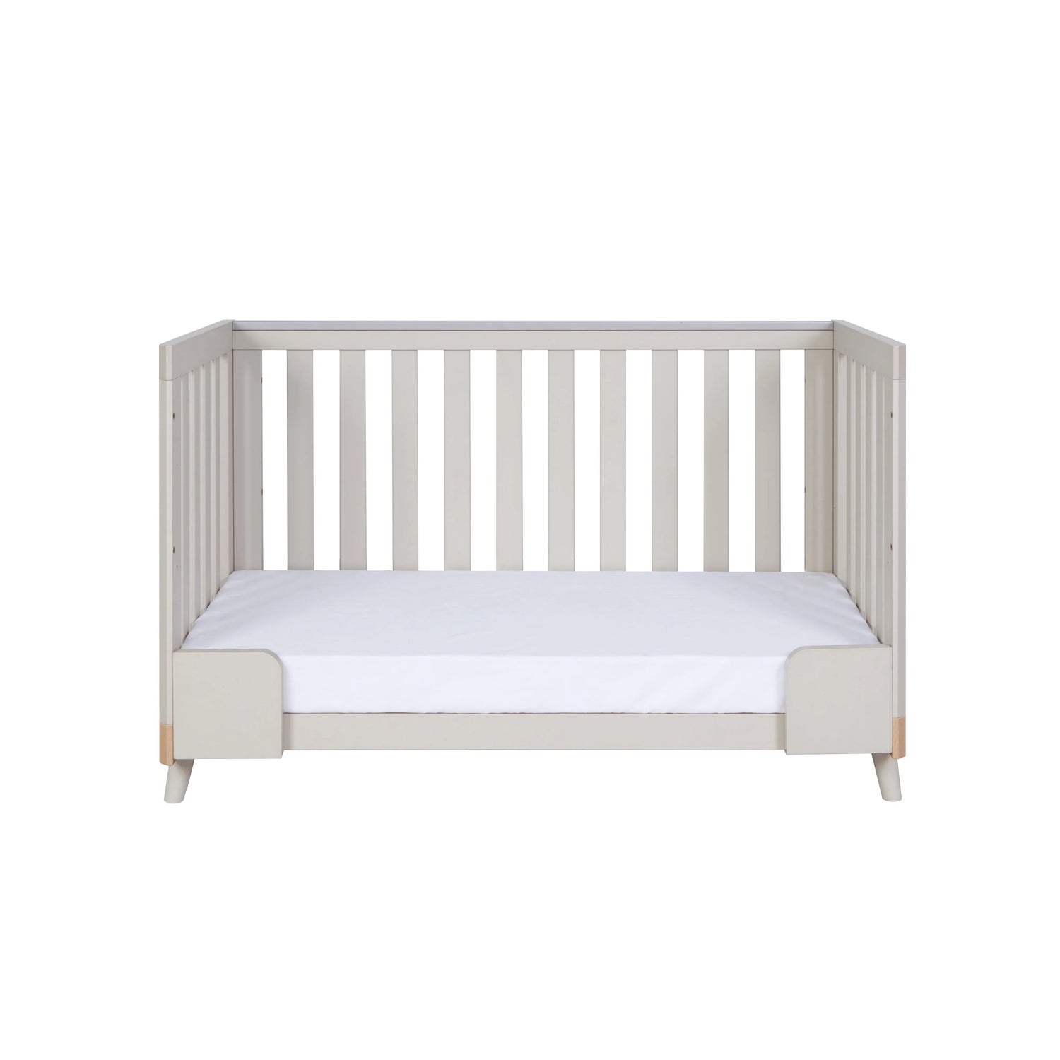 Tutti Bambini Hygge Mini Cot Bed - Light Oak/White Sand