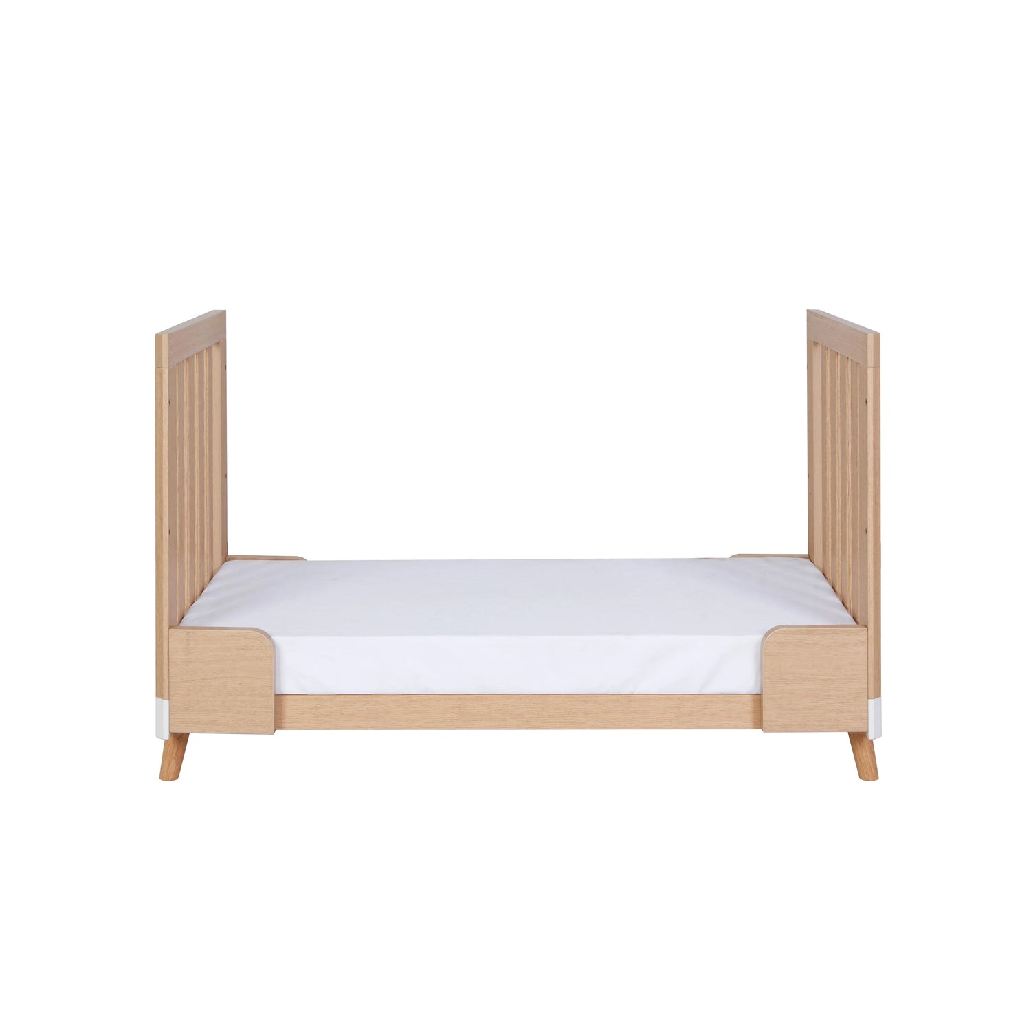 Tutti Bambini Hygge Mini Cot Bed - White/Light Oak