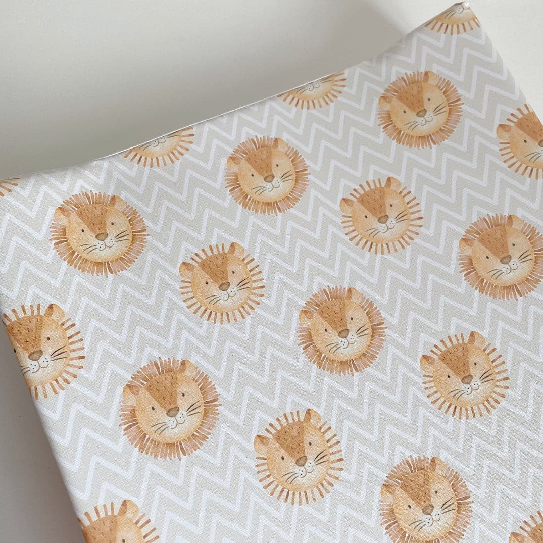 Anti-Roll Wedge Changing Mat - Lion Print