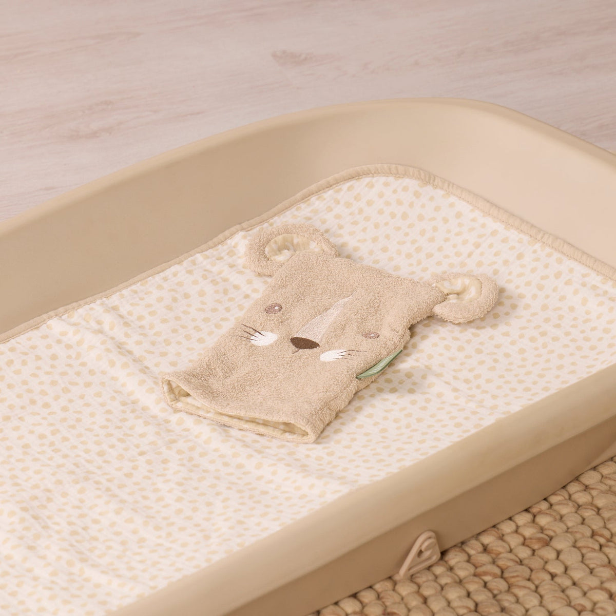 Tutti Bambini Wash Mitt - Love Cats