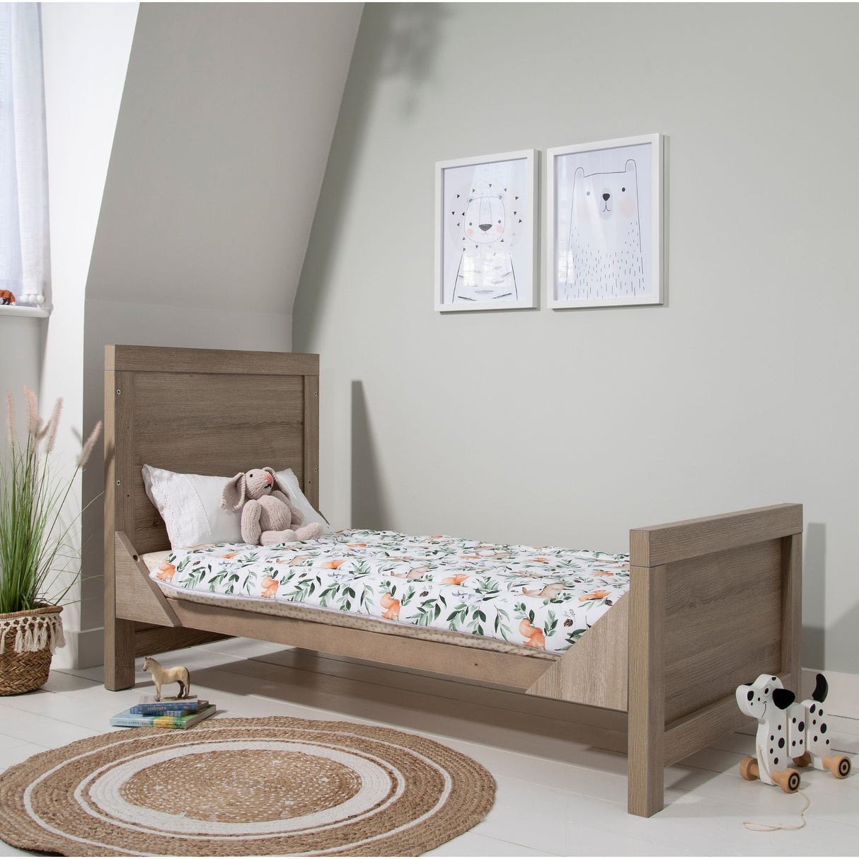 Tutti Bambini Modena 3 in 1 Cot Bed - White & Oak