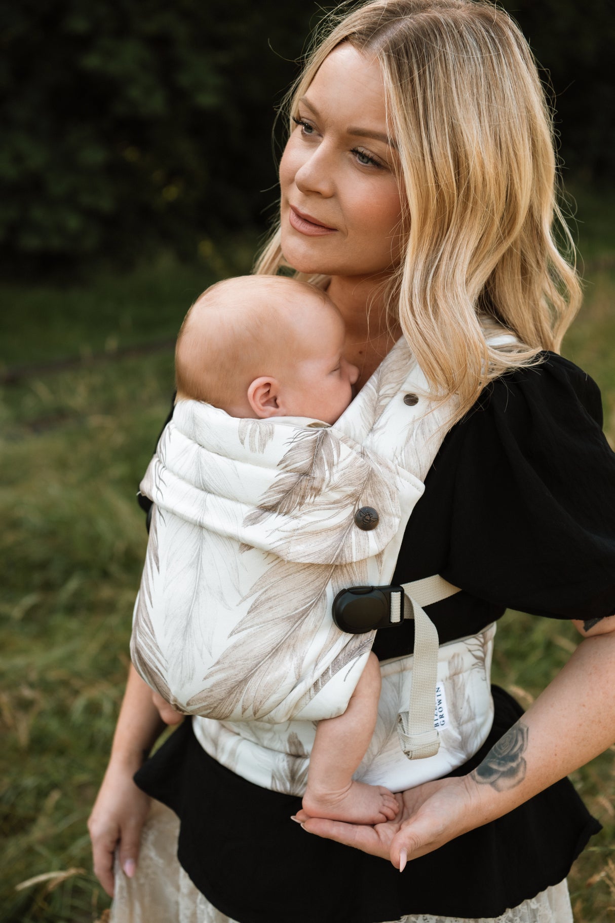 Nomad Pure Organic Baby Carrier - Feather Haze