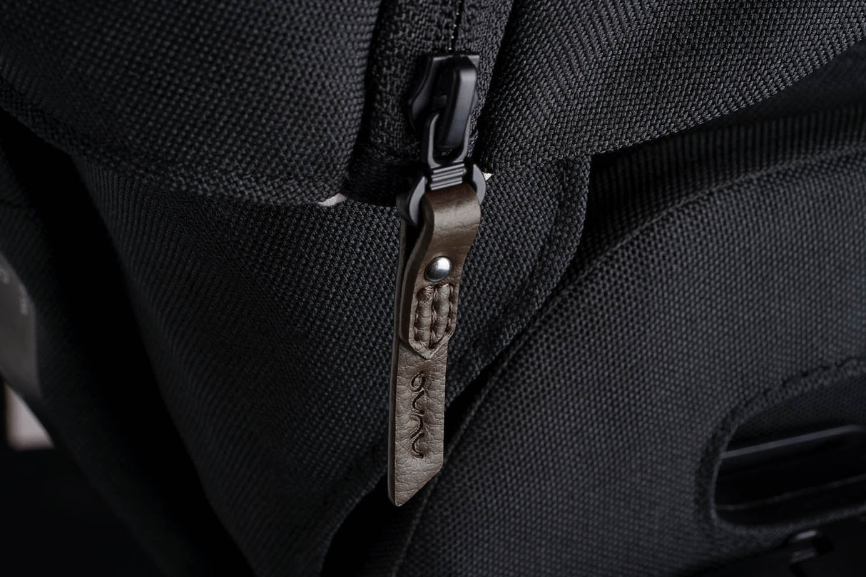 Nuna MIXX Next Pushchair and Carrycot - Caviar
