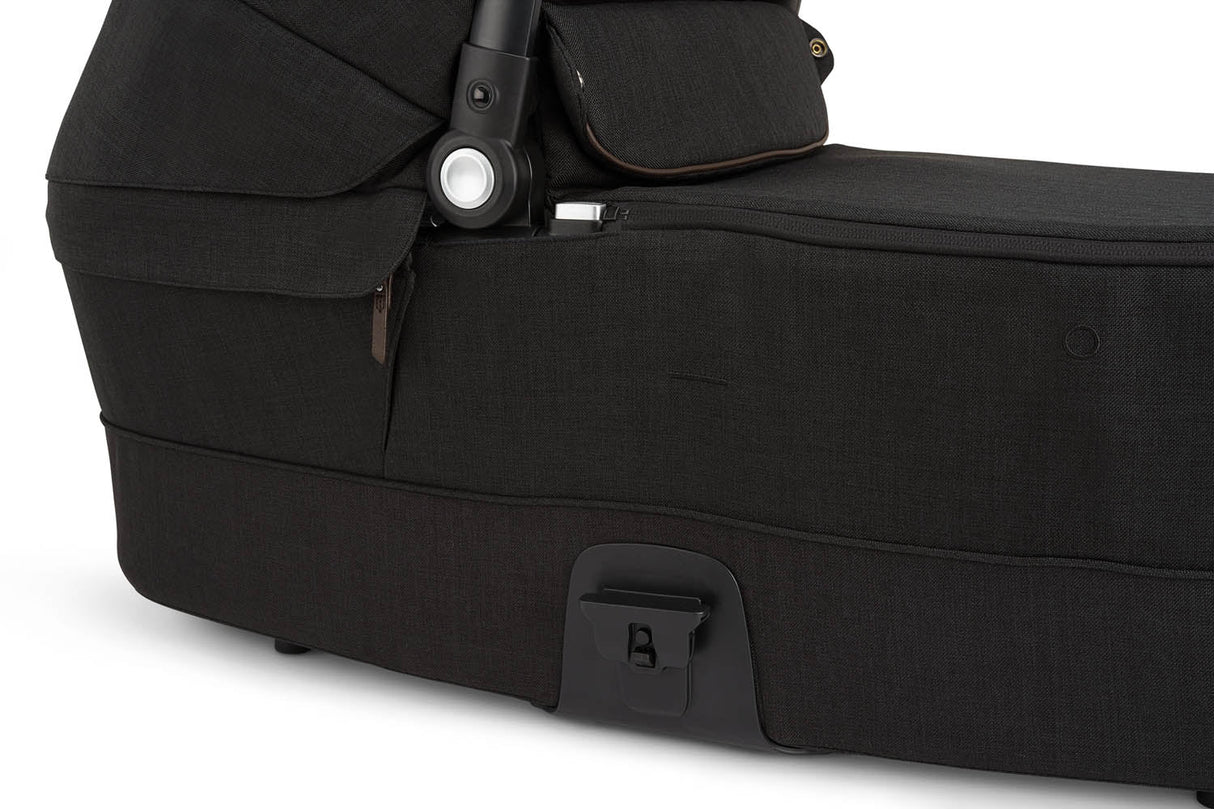Nuna MIXX Next Pushchair and Carrycot - Caviar