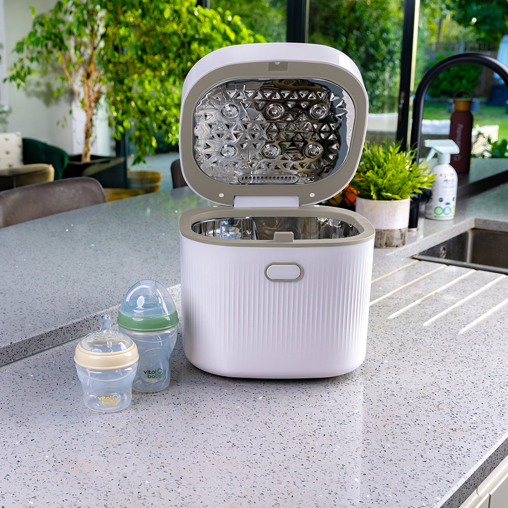 Vital Baby Nurture Advanced Pro UV Steriliser & Dryer Arctic White