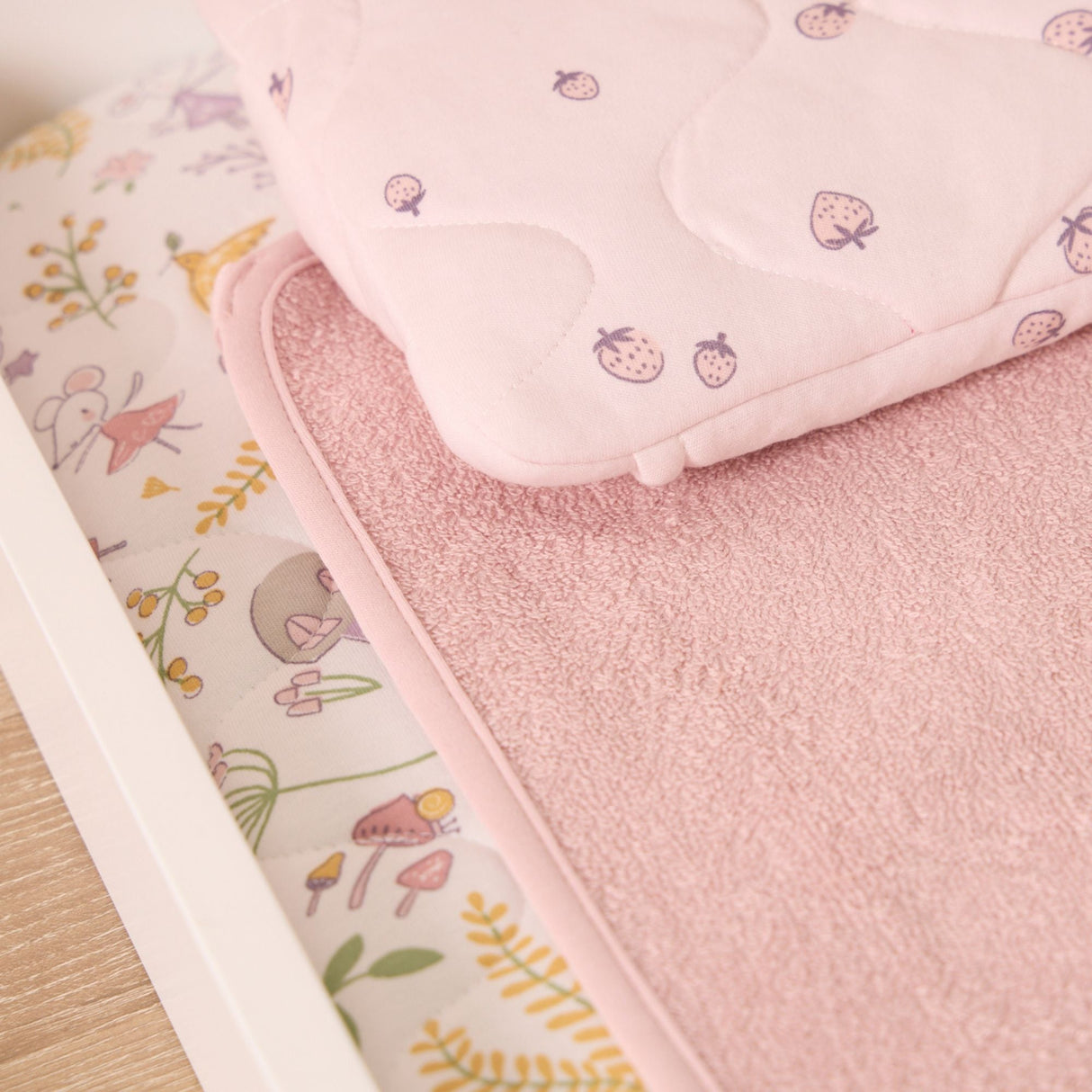 Tutti Bambini Luxury Changing Mat with Cover - Tiny Tails