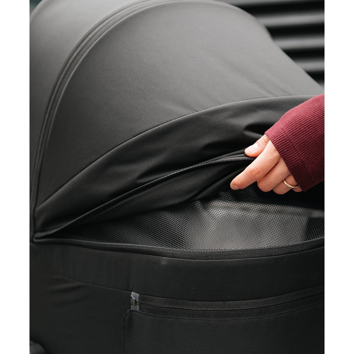 Venicci Claro 2 Comfort 3in1 Tiago Bundle - Noir