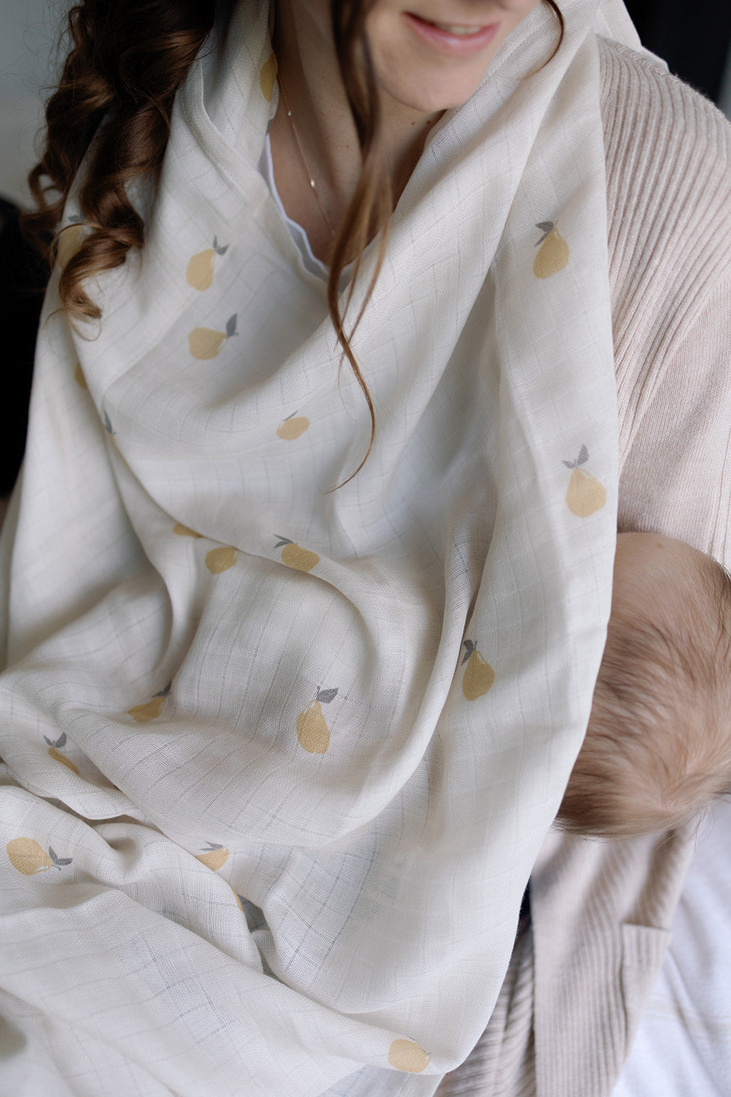 Pears Large Swaddle Muslin