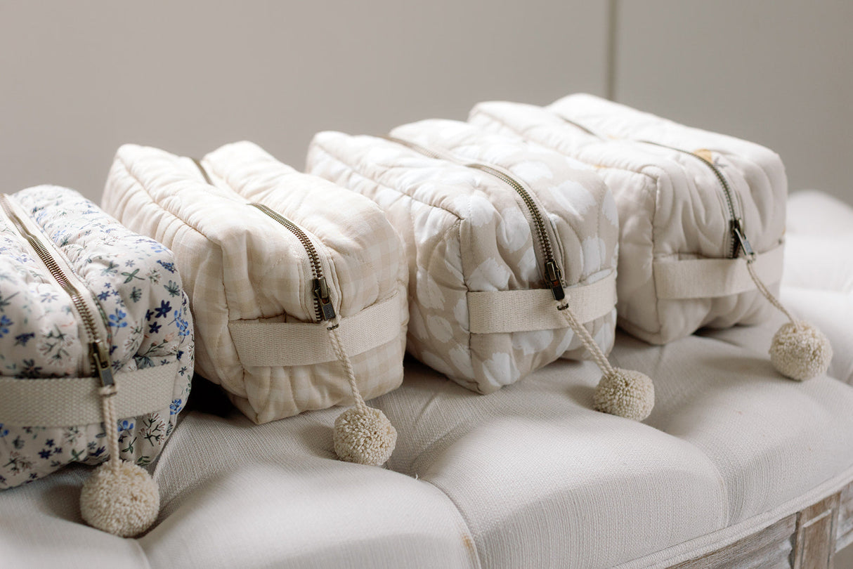 Quilted Washbag - Pears
