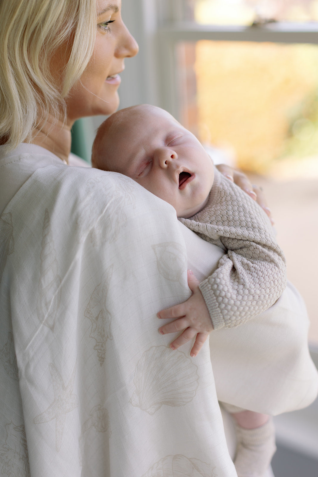 Seashell Large Swaddle Muslin