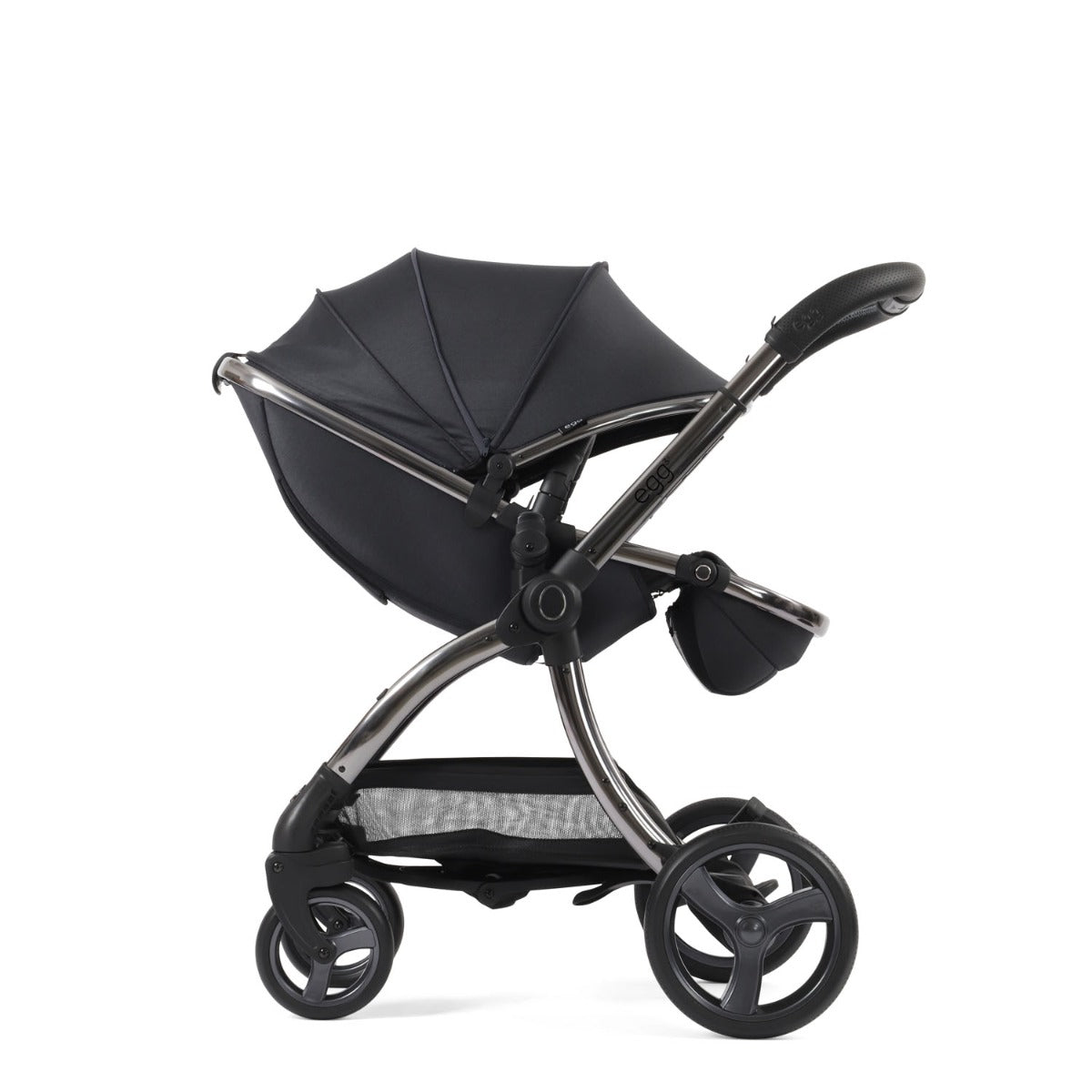 Egg 3 Luxury Maxi-Cosi Cabriofix i-Size Travel System Bundle - Carbonite