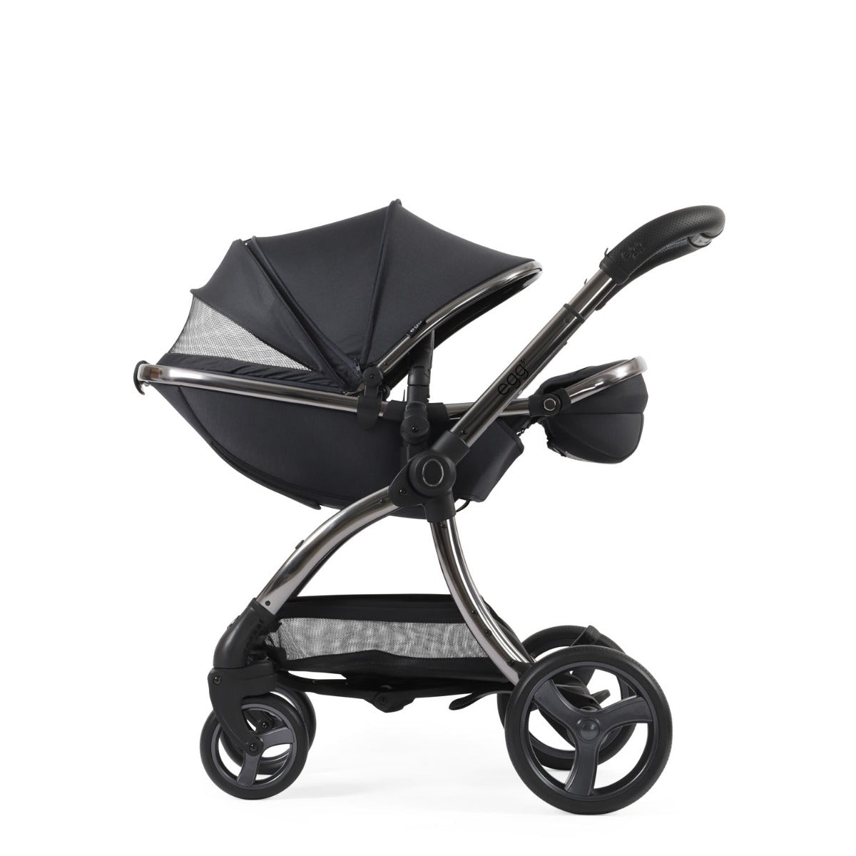 Egg 3 Luxury Cybex Cloud T i-Size Travel System Bundle - Carbonite