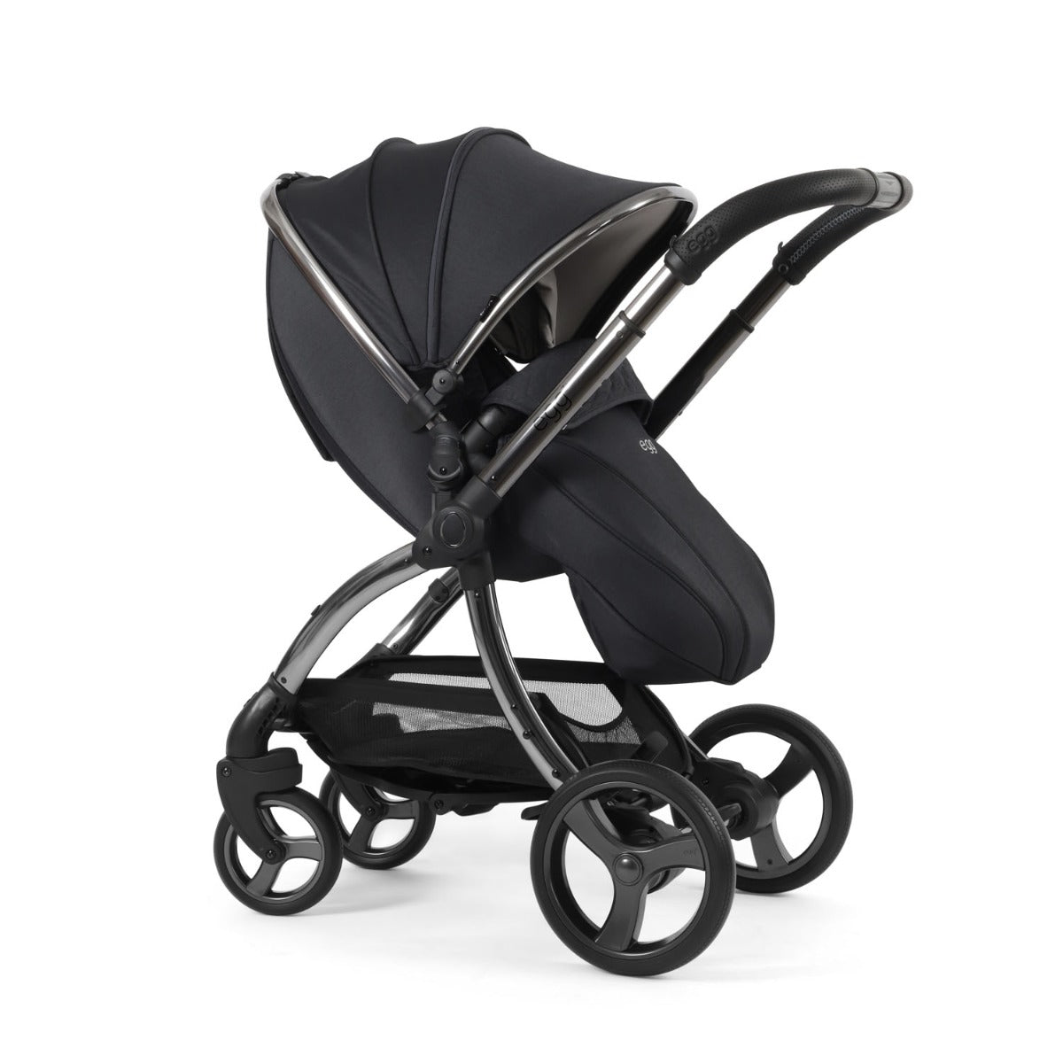 Egg 3 Ultimate Shell 360 Car Seat & Nursery Essentials Bundle - Carbonite