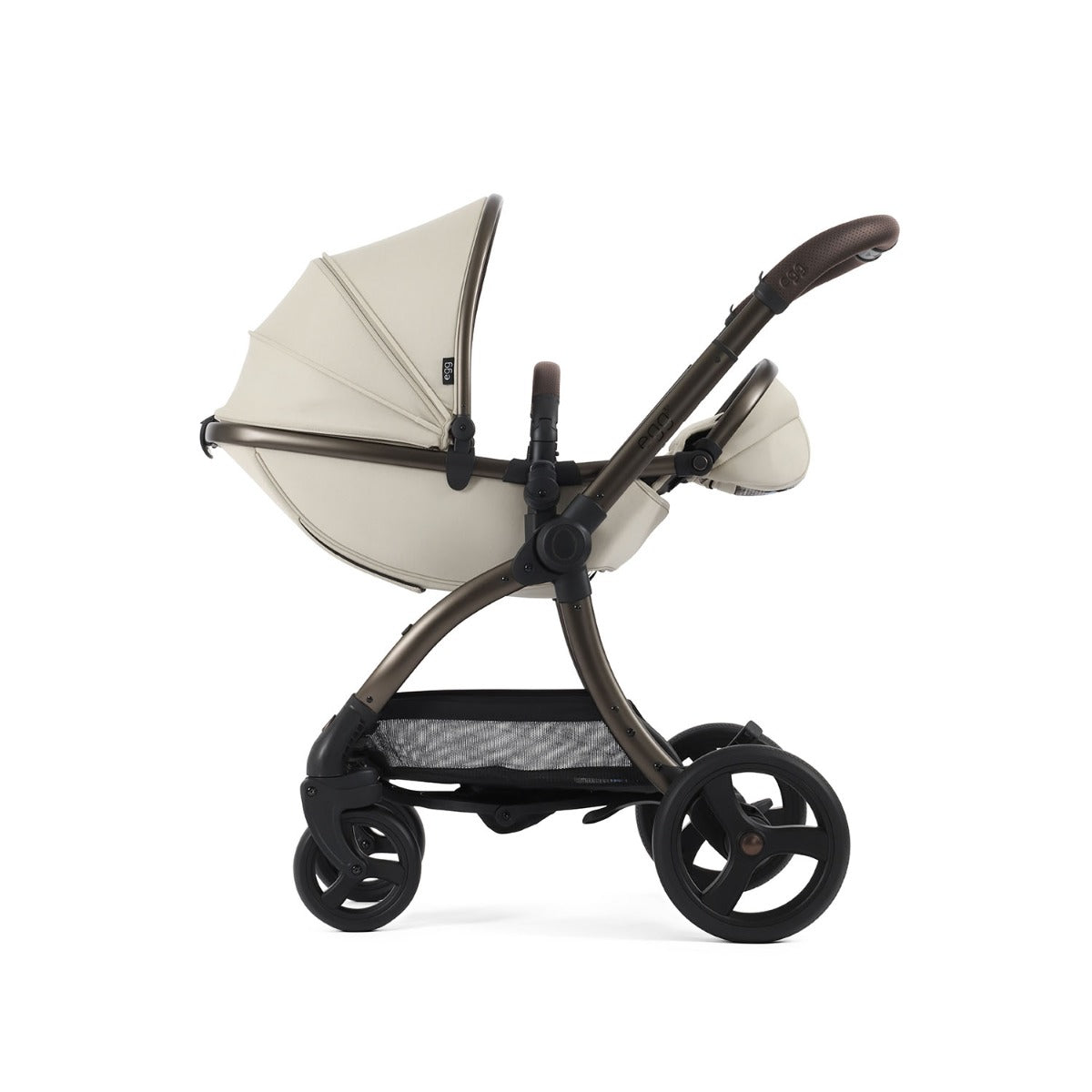 Egg 3 Luxury Maxi-Cosi Cabriofix i-Size Travel System Bundle - Cashmere