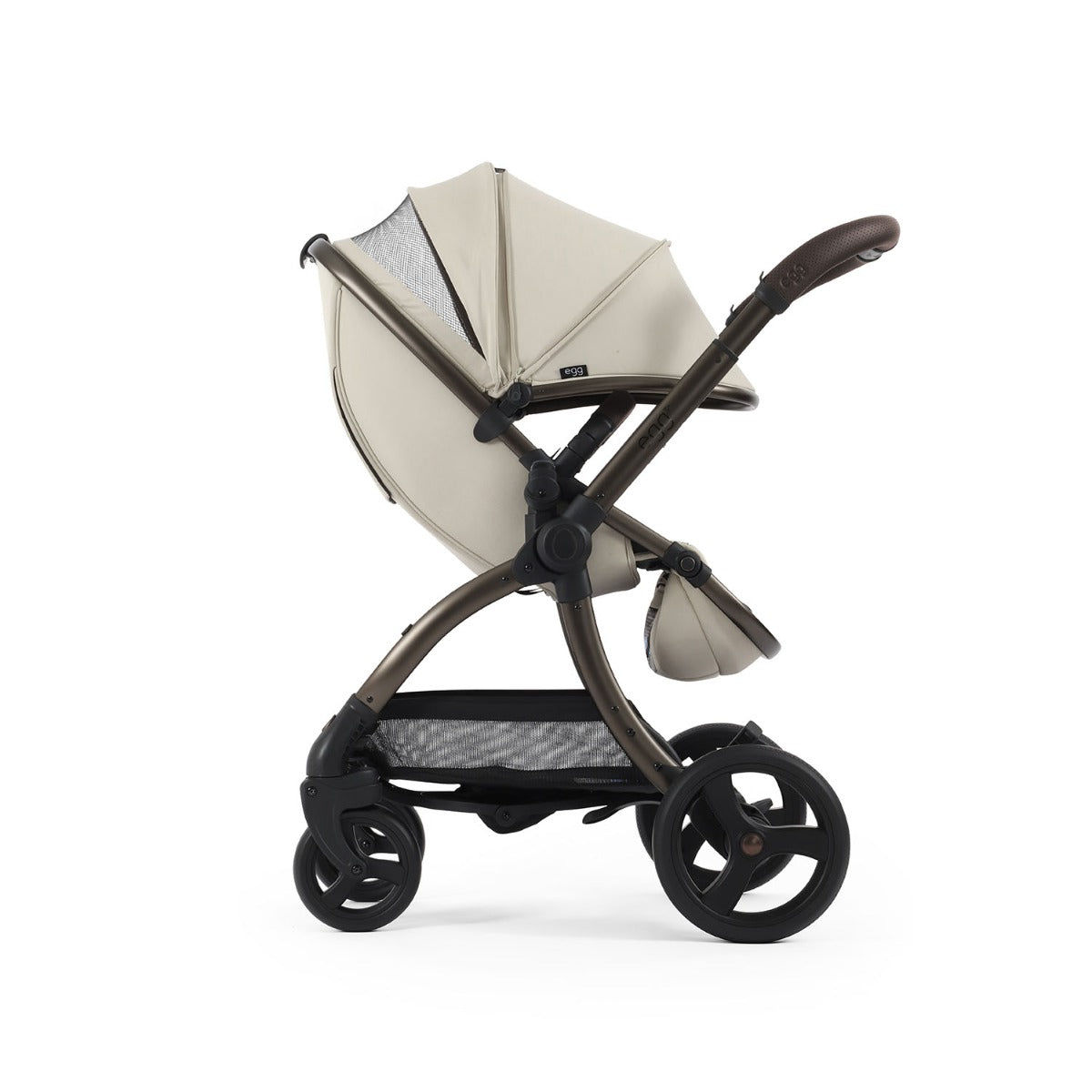 Egg 3 Luxury Maxi-Cosi Cabriofix i-Size Travel System Bundle - Cashmere