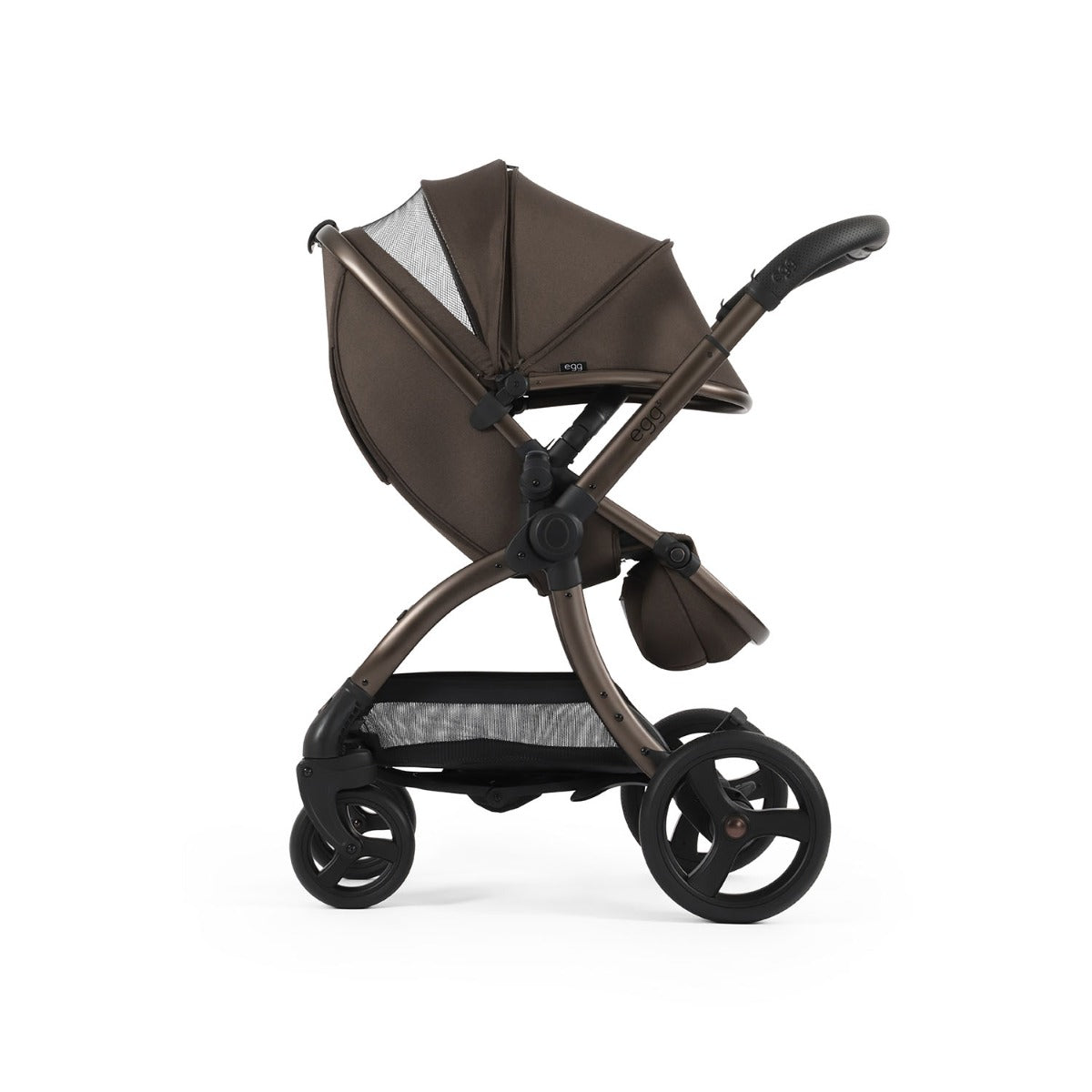 Egg 3 Ultimate Shell 360 Car Seat & Nursery Essentials Bundle - Chocolate Velvet