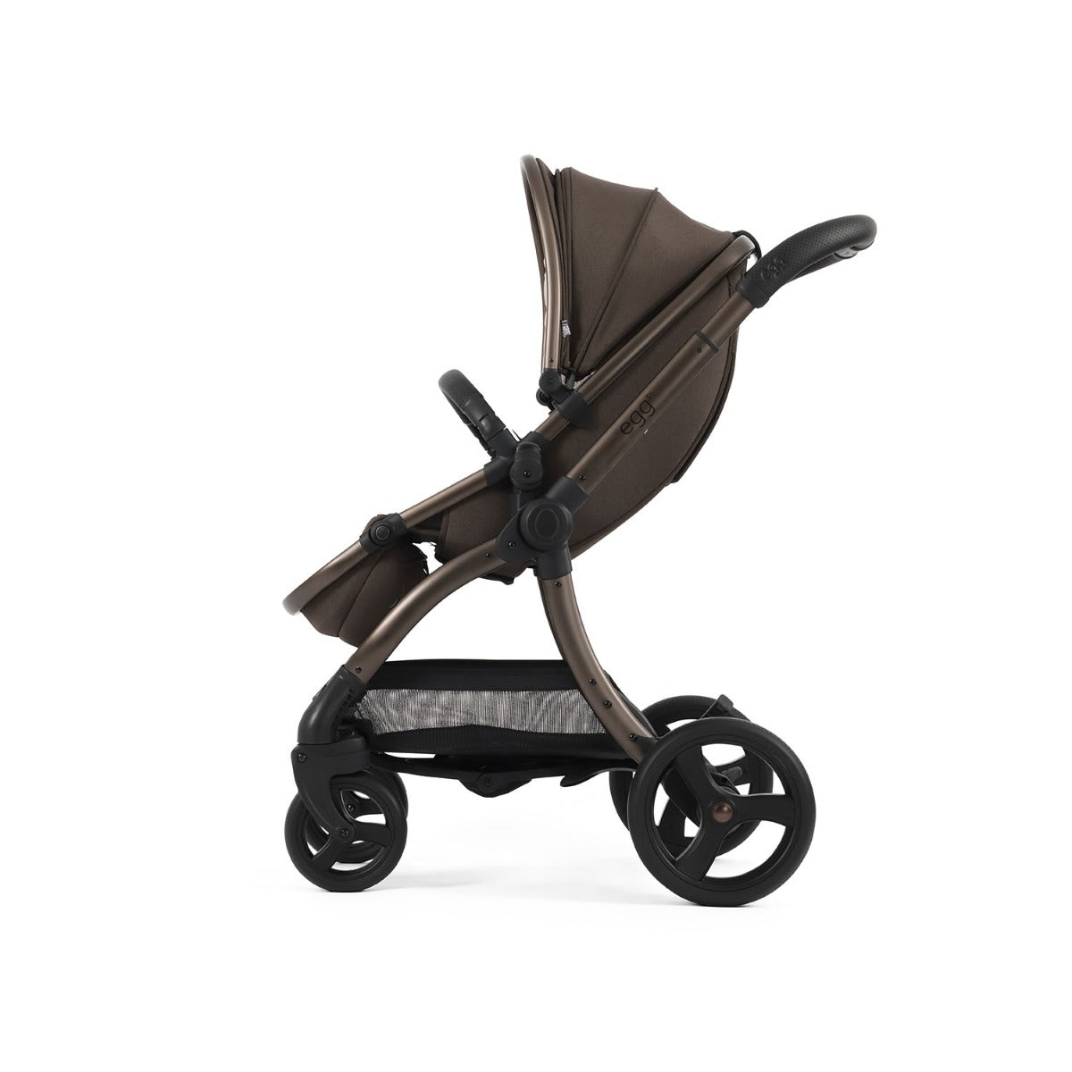 Egg 3 Ultimate Shell 360 Car Seat & Nursery Essentials Bundle - Chocolate Velvet