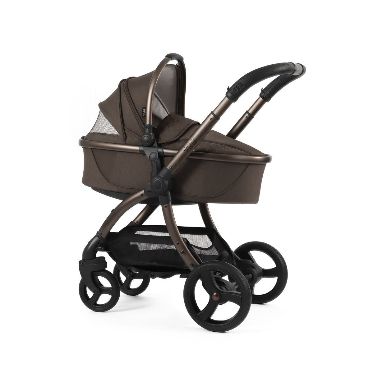 Egg 3 Ultimate Shell 360 Car Seat & Nursery Essentials Bundle - Chocolate Velvet