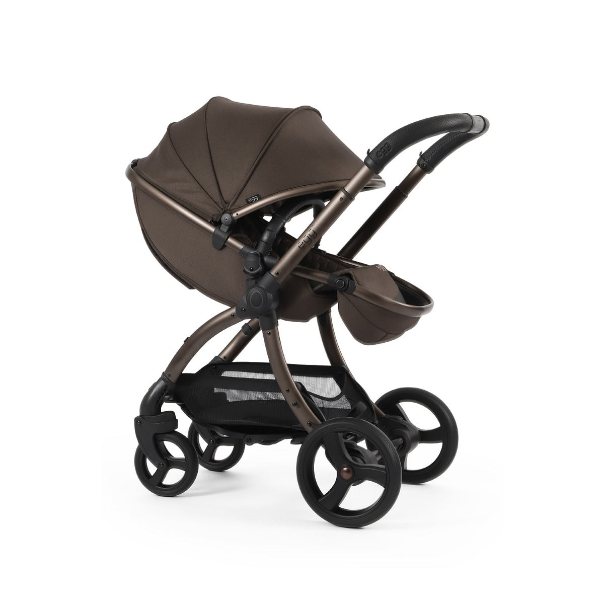 Egg 3 Ultimate Shell 360 Car Seat & Nursery Essentials Bundle - Chocolate Velvet