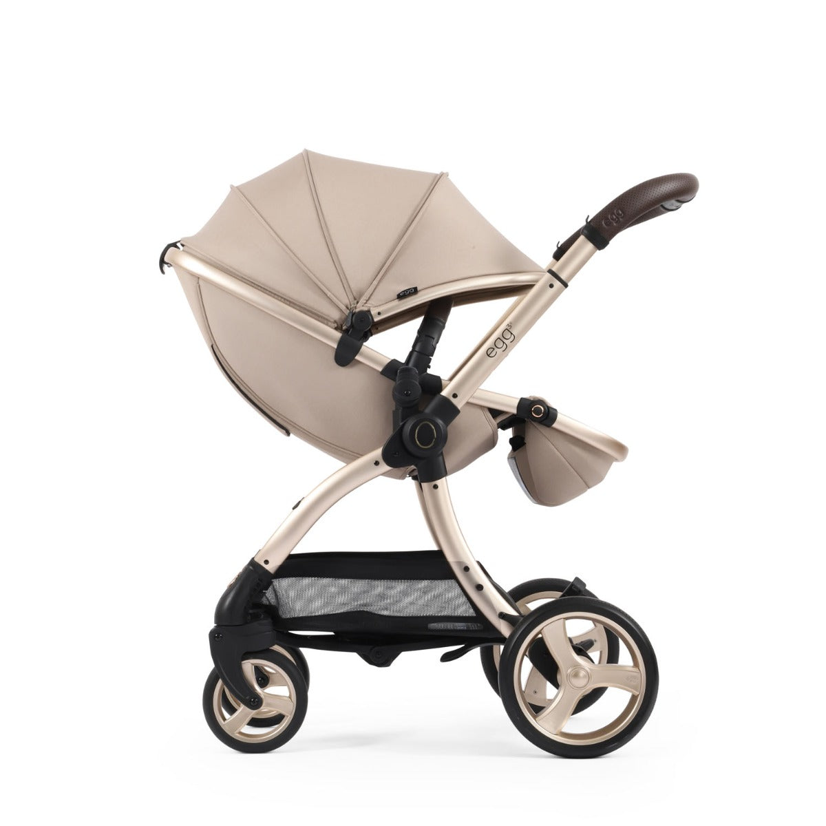 Egg 3 Ultimate Shell 360 Car Seat & Nursery Essentials Bundle - Feather