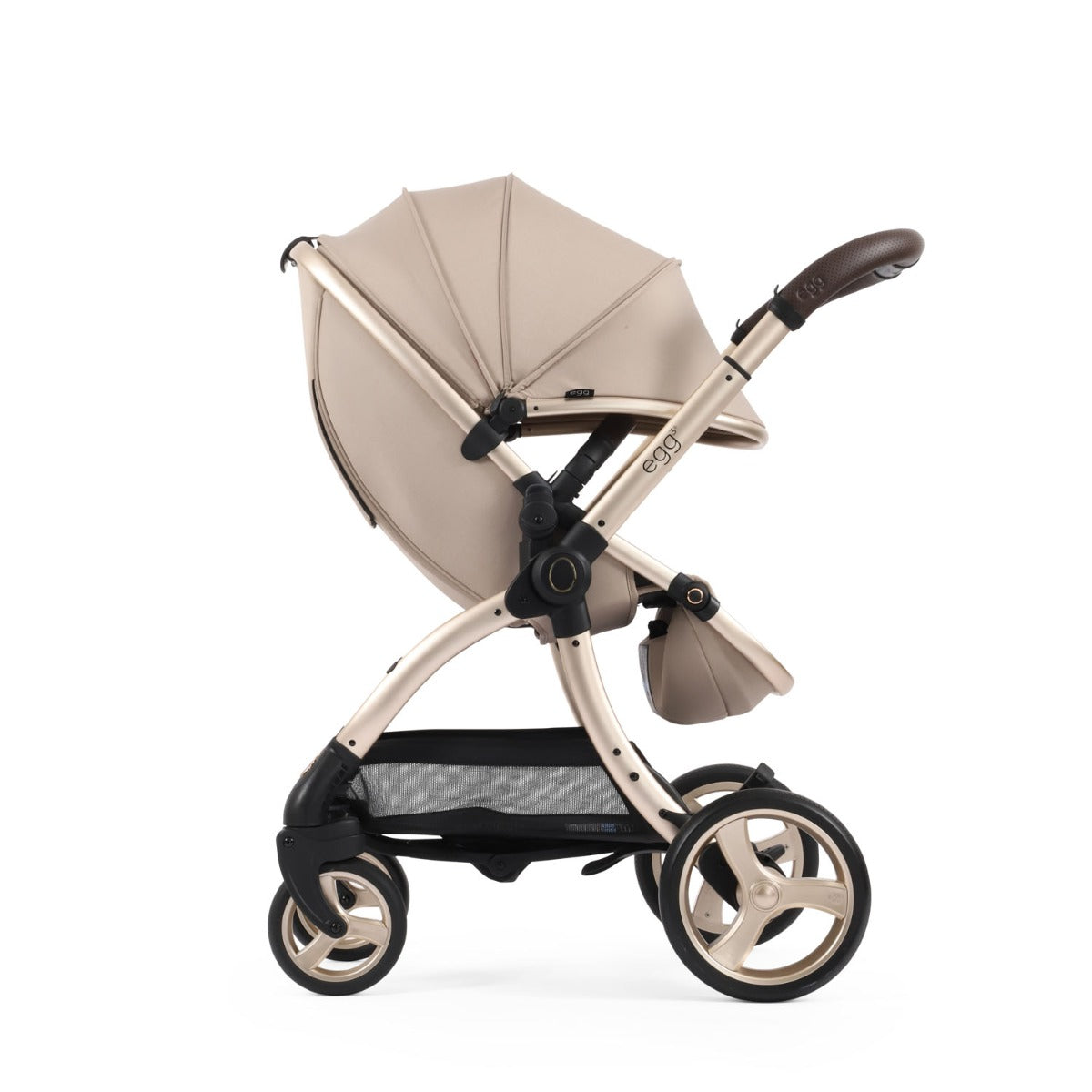 Egg 3 Ultimate Shell 360 Car Seat & Nursery Essentials Bundle - Feather