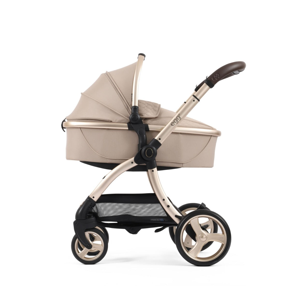 Egg 3 Ultimate Shell 360 Car Seat & Nursery Essentials Bundle - Feather