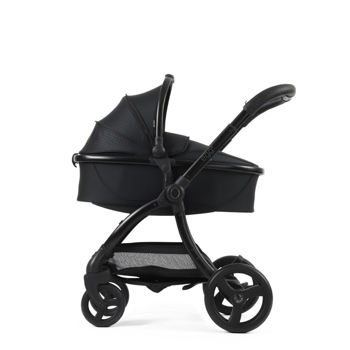 Egg 3 Luxury Cybex Cloud T i-Size Special Edition Travel System Bundle - Houndstooth Black