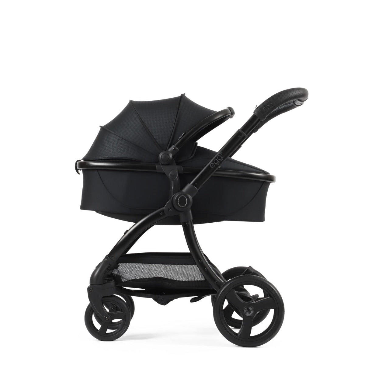 Egg 3 Luxury Cybex Cloud T i-Size Special Edition Travel System Bundle - Houndstooth Black