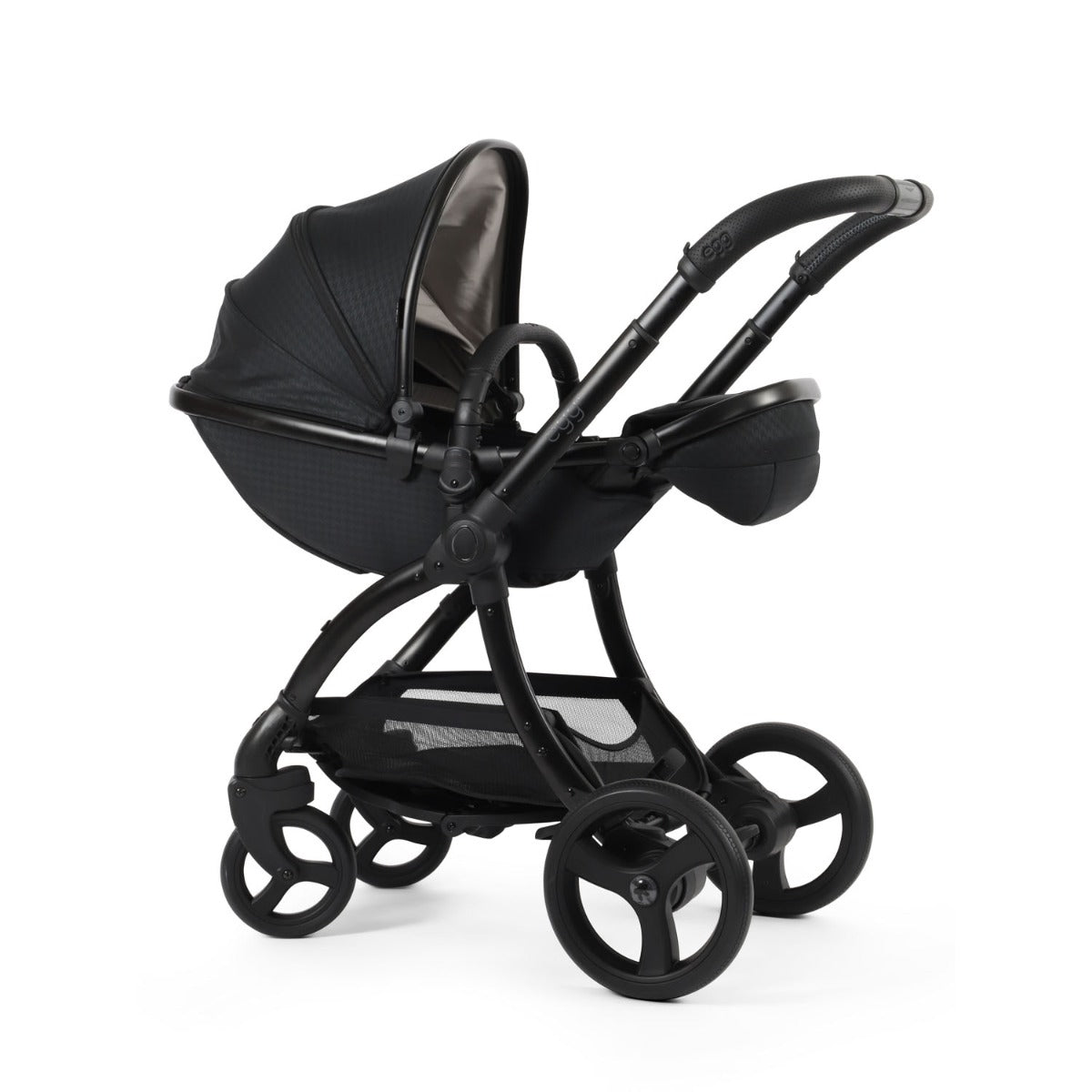 Egg 3 Luxury Cybex Cloud T i-Size Special Edition Travel System Bundle - Houndstooth Black