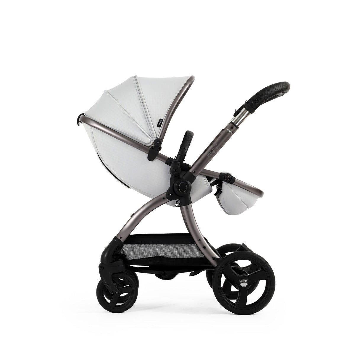 Egg 3 Luxury Cybex Cloud T i-Size Special Edition Travel System Bundle - Houndstooth Silver
