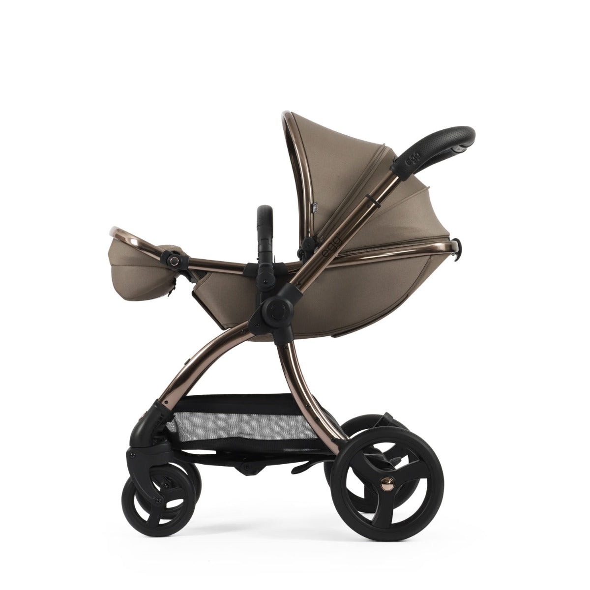 Egg 3 Ultimate Shell 360 Car Seat & Nursery Essentials Bundle - Mink