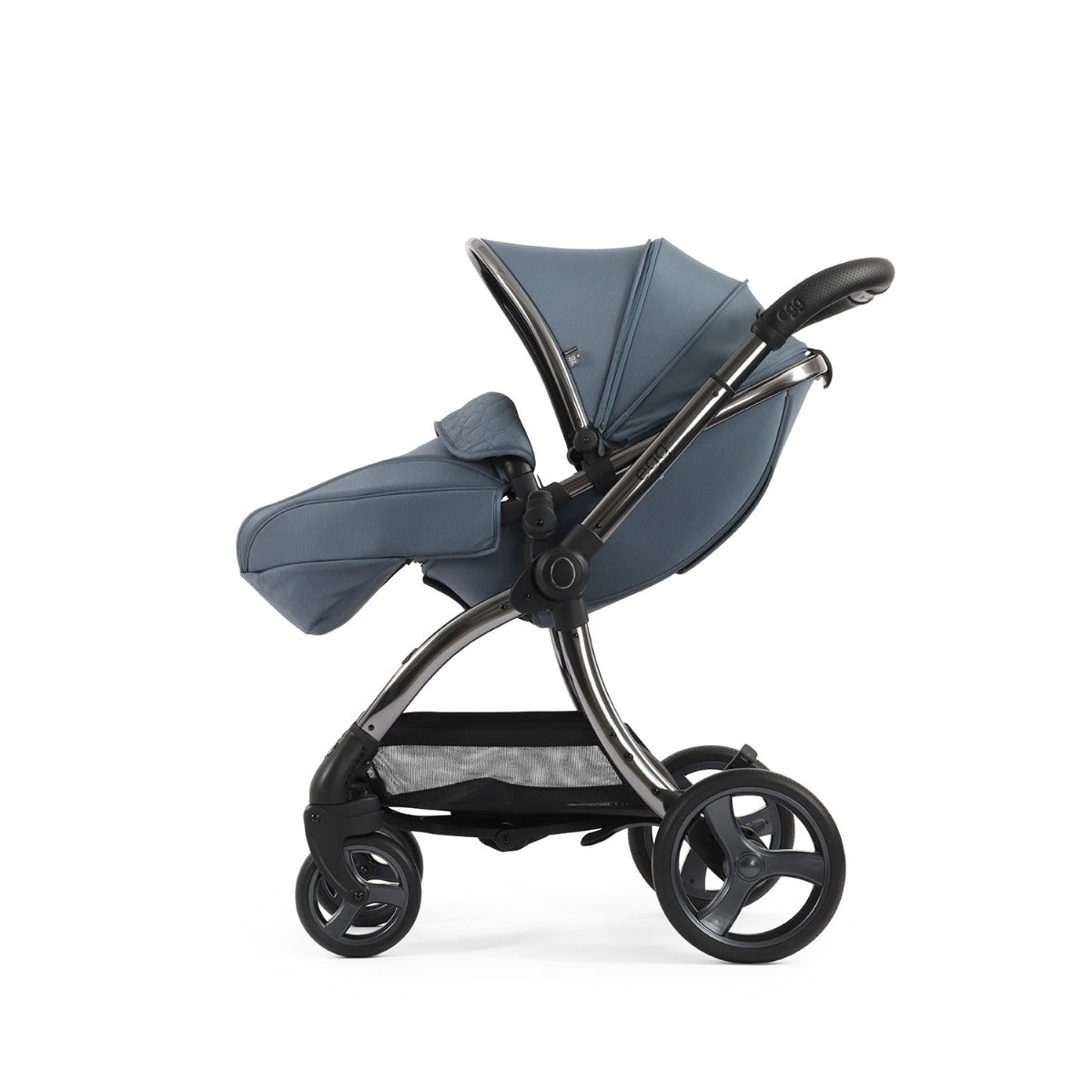 Egg 3 Luxury Cybex Cloud T i-Size Travel System Bundle - Topaz