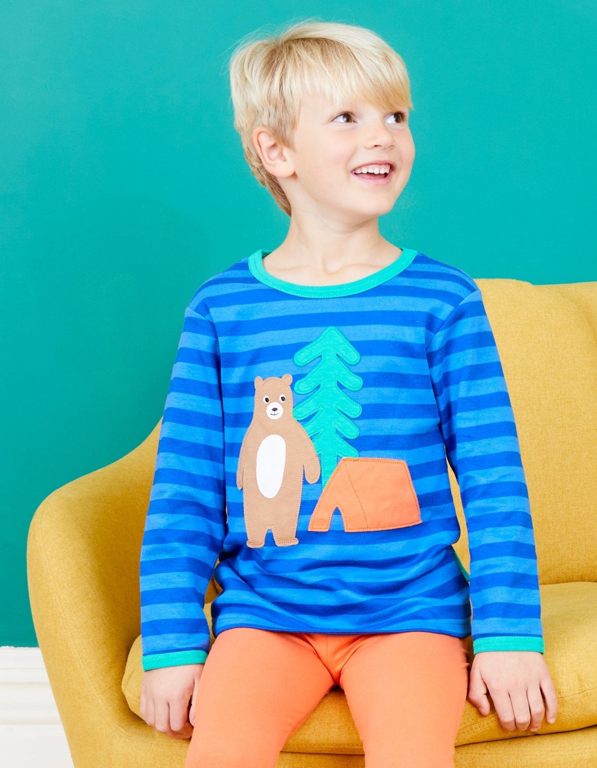 Toby Tiger Organic Camping Bear Applique Long-Sleeved T-Shirt