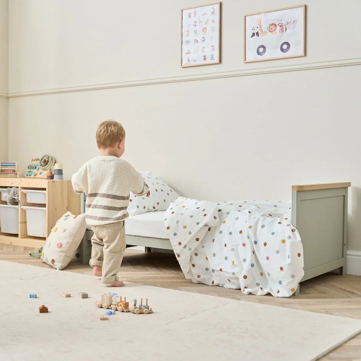 Tutti Bambini Misha Cot Bed - Sage & Golden Oak