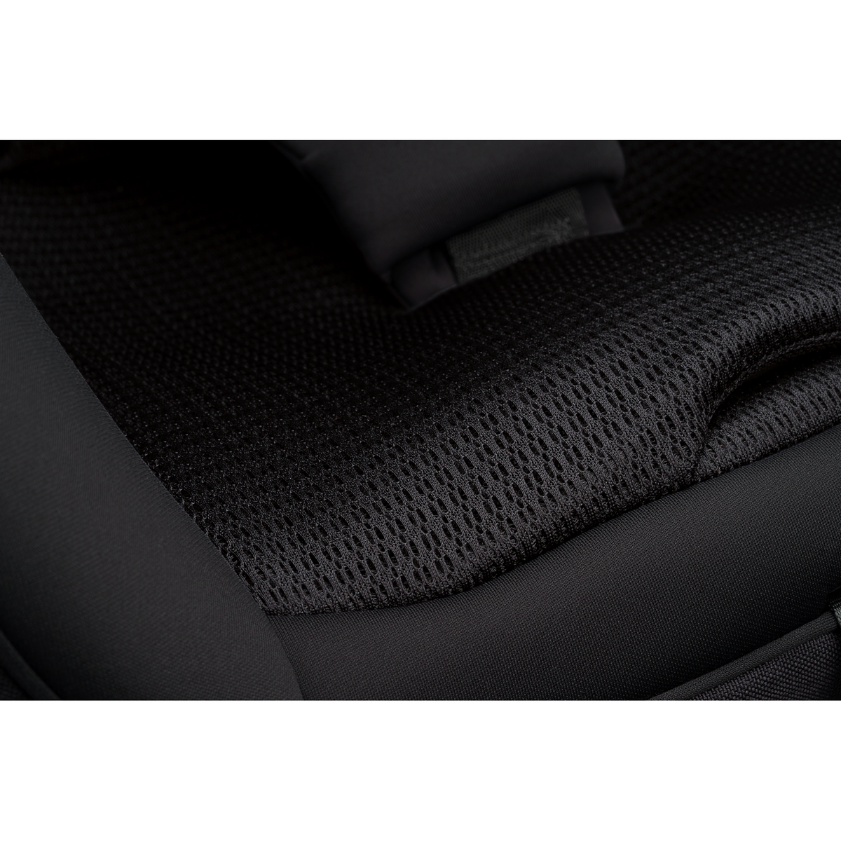 Nuna Relx Wind 360 i-Size Car Seat - Caviar