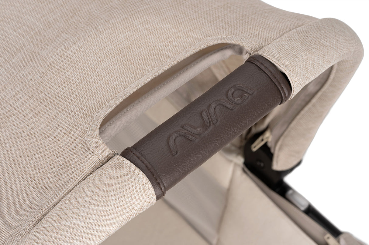 Nuna TRIV Next + PIPA Urbn Bundle - Biscotti
