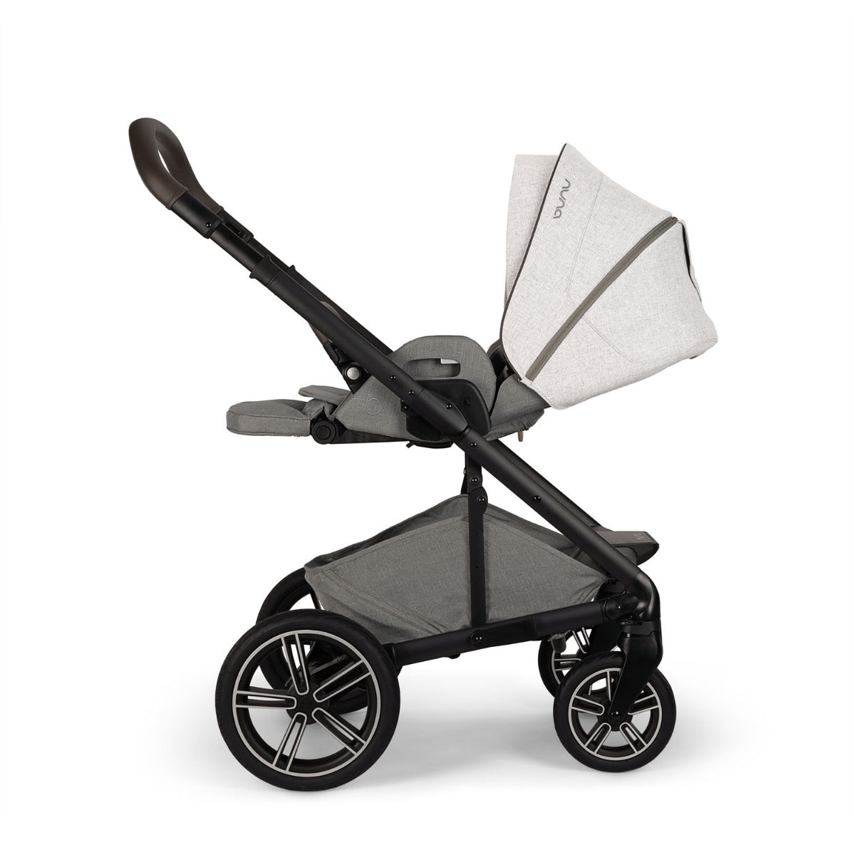 Nuna MIXX Next Pushchair + CARI Carrycot + BASE Next - Mineral