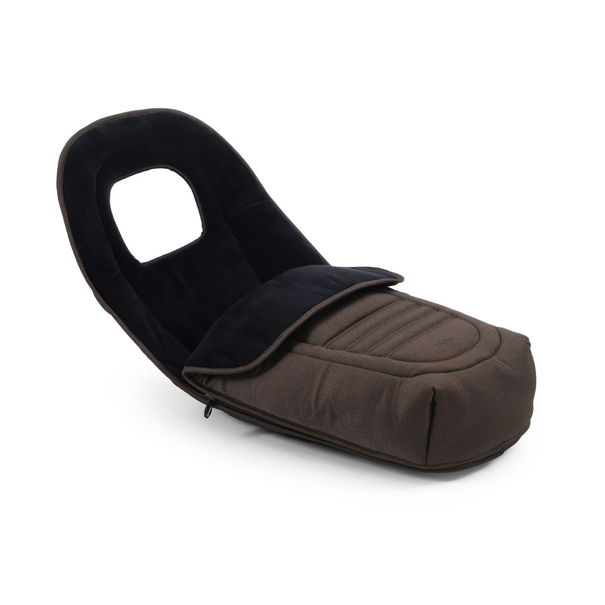 BabyStyle Oyster 4 Luxury 360 Car Seat & Nursery Essentials Bundle - Chocolate Velvet