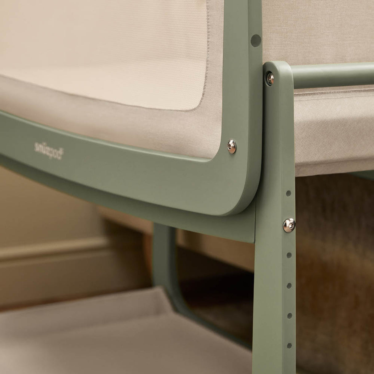 Snuzpod 5 Bedside Crib - Sage