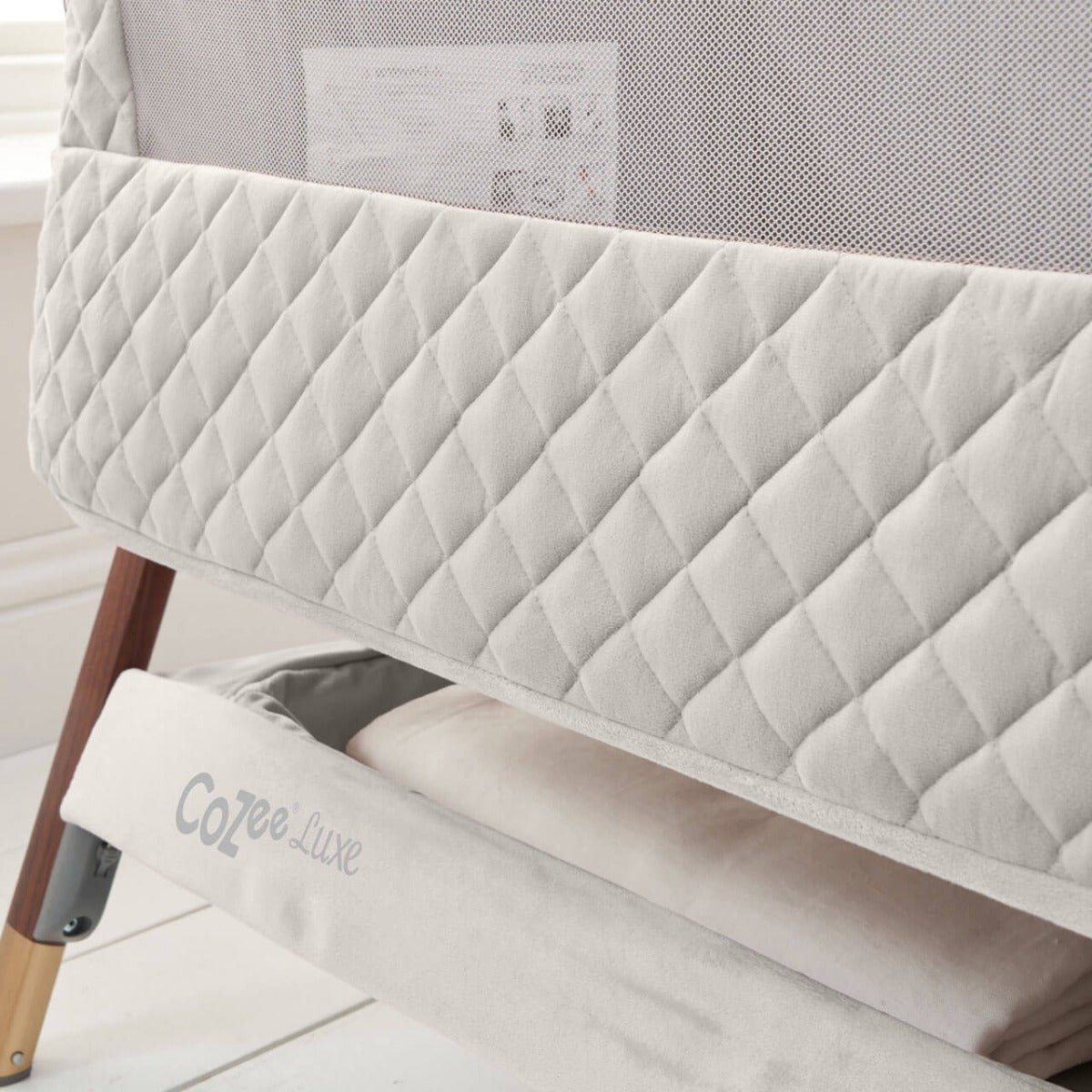 Tutti Bambini CoZee Luxe Bedside Crib - Walnut/Cream